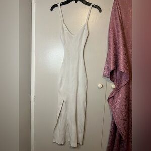 Windsor - Ribbed Knit Midi Dress